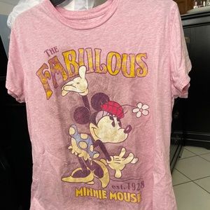 Minnie Mouse t shirt